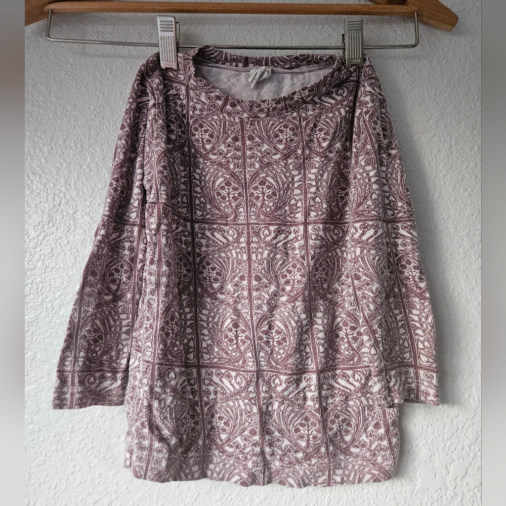 kate quinn long sleeve top